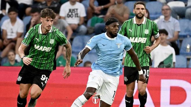 kaiyun官网-曼城夺冠后更衣室