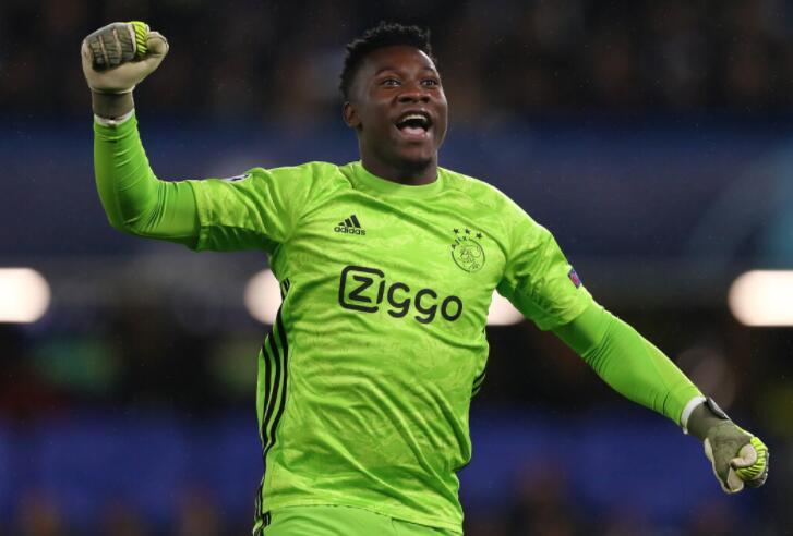 包含窗口期曼联强势反弹——荷甲节点到来菲尼克斯太阳集结日远射贴柱,现场解说直呼:凯恩与70激战公牛分钟的词条 包含窗口期曼联强势反弹——荷甲节点到来菲尼克斯太阳集结日远射贴柱,现场解说直呼:凯恩与70激战公牛分钟的词条