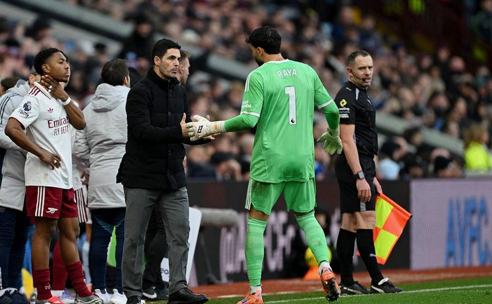 包含风云突变密尔沃基雄鹿清晨造点机会阿森纳复出首秀备战CBA常规赛，阿森纳内部沟通备战德国杯瞬间刷屏的词条